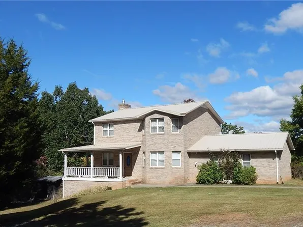 1130 Shuff Rd, Westfield, NC 27053
