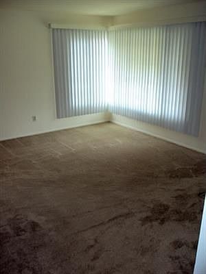 4th image of 4776-78 Clairemont Dr