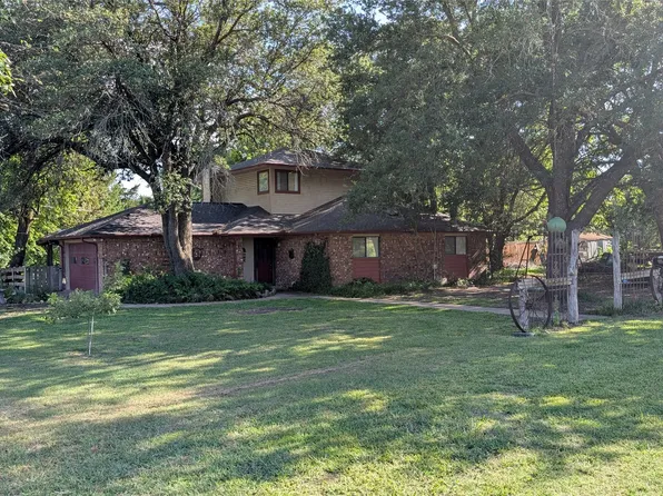 304 Becky Ln, Waxahachie, TX 75165