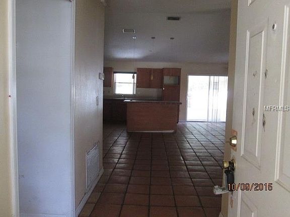 4th image of 256 Frances Ave