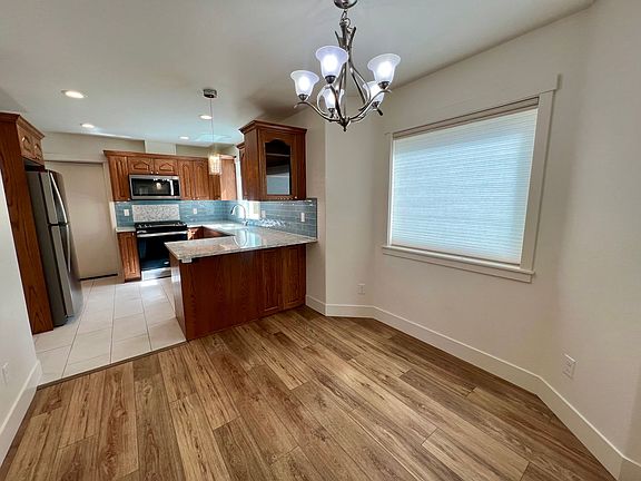 4th image of 699 NW Florida Ave