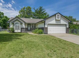 215 N Dexter Ave, Valley Center, KS 67147