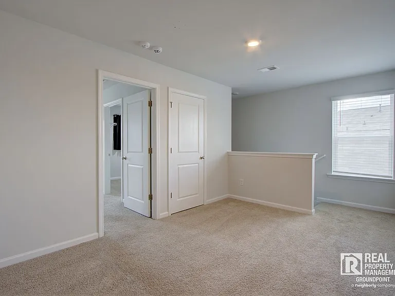 113 Hillsford Ln — Photo 13
