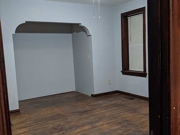 4th image of 8106 S Broadway #8106-1N