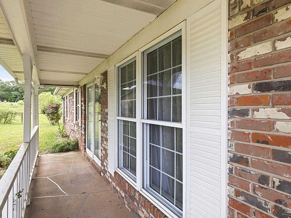4th image of 2703 Memphis Cir