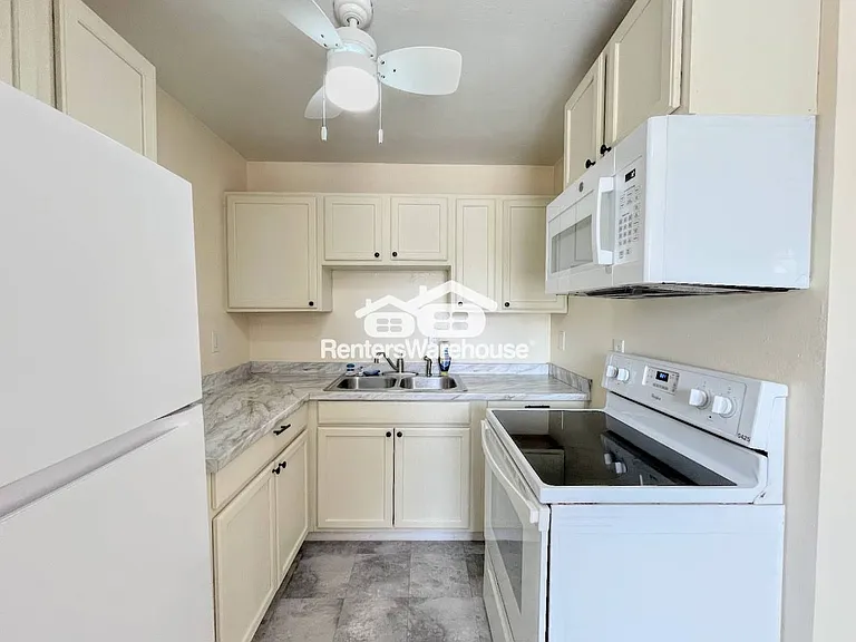 4308 Cutter Ct — Photo 10
