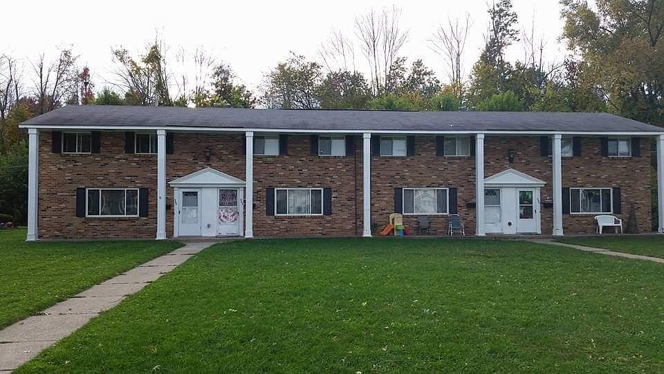 1st image of 596 S Shore Ct