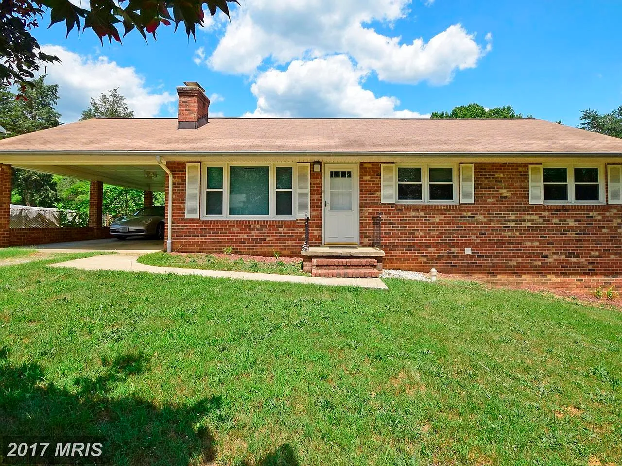 214 Mount Pleasant Blvd photo 1
