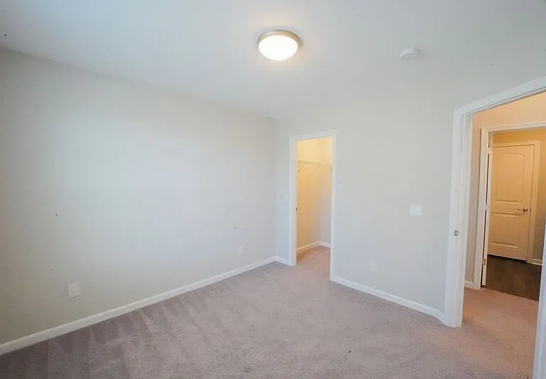 165 Greyfield Cir — Photo 33