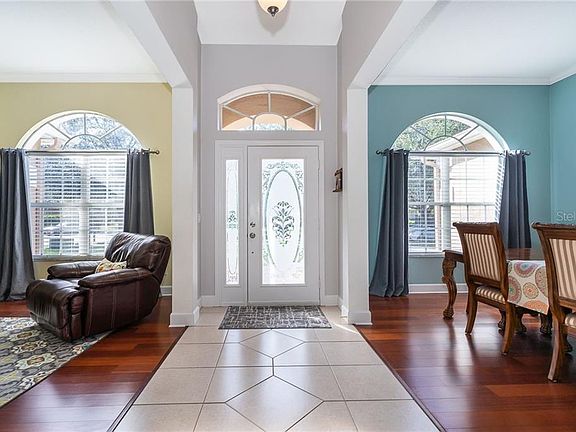 5th image of 920 Arrington Cir