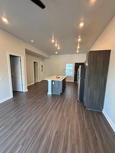 Floor plan 104