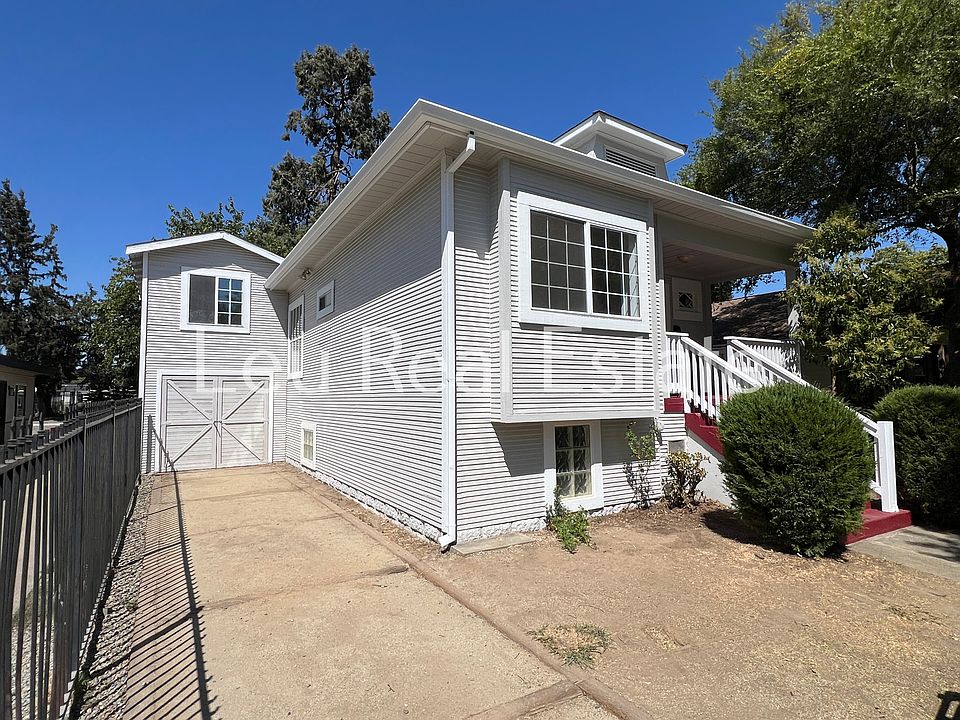 1st image of 3605 6th Ave