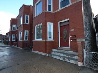 3052 S Loomis St #1, Chicago, IL 60608