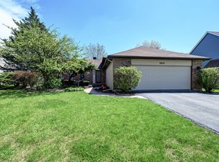 2632 Midland Dr, Naperville, IL
