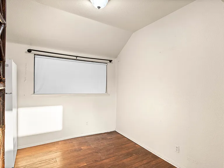 1701 S Duncanville Rd — Photo 17