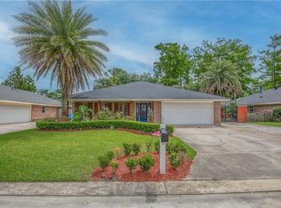 22 Parlange Dr, Destrehan, LA 70047