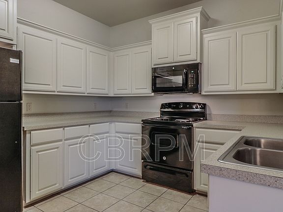 4th image of 9806 Avenue W #B