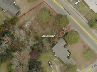 3203 Vaucluse Rd, Aiken, SC 29801