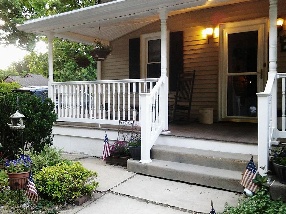 1st image of 219 Hillside Ave