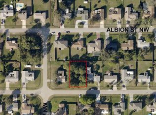 1095 Kenmore St NW, Palm Bay, FL 32907