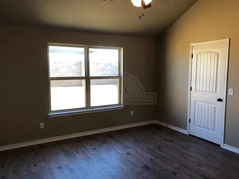 4314 Hunters Place Dr — Photo 7
