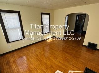 822 S Commercial St, Neenah, WI 54956