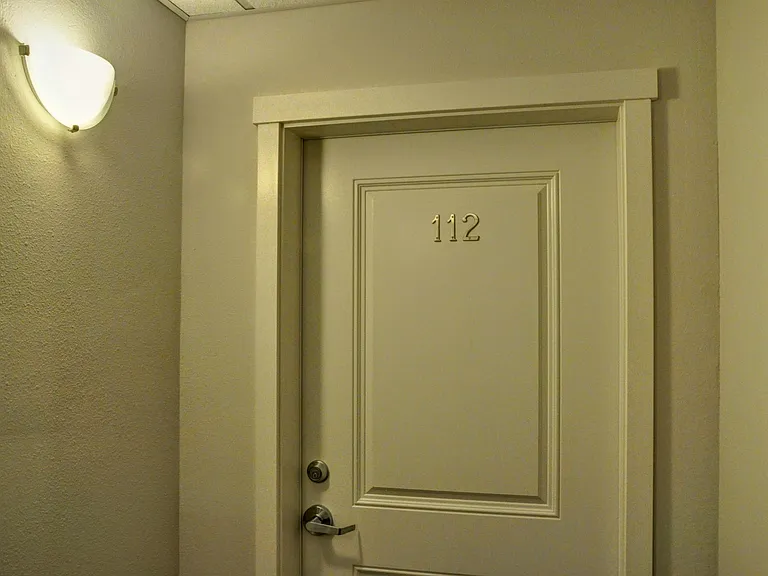 Emerald Ridge Apartments & Townhomes — Photo 37
