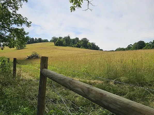 1254 Glade Rd, Wytheville, VA 24382