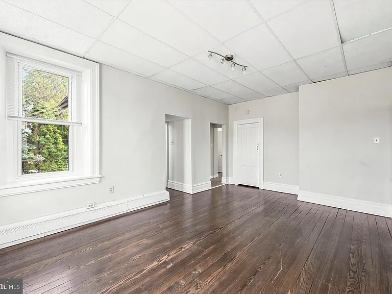 222 Henderson Ave #2 — Photo 5