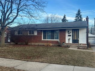 3039 Pearl Ave, Warren, MI 48091