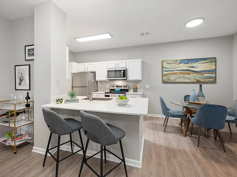 Grand Reserve Apartment Homes — Photo 18