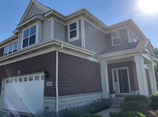 1038 Ravendale Ct, Naperville, IL 60540