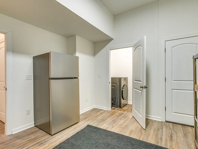 112 Pine Bluff Ct #BASEMENT — Photo 22