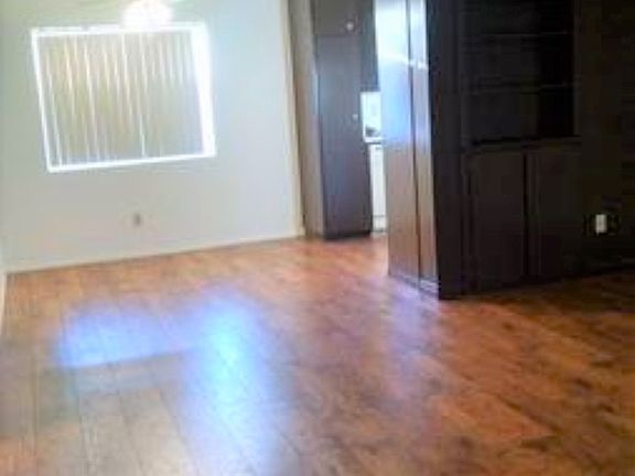 5th image of 6927 Amherst St Unit 11