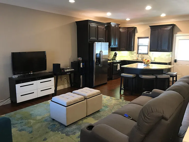 5283 N Lycee St — Photo 3