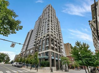 777 Herald St #709, Victoria, BC V8T 0C7
