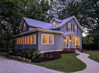 4450 Greenwich Rd, Barberton, OH 44203