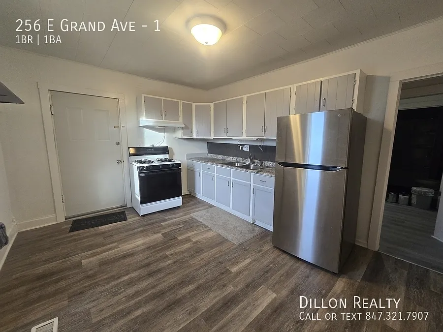 256 E Grand Ave #1