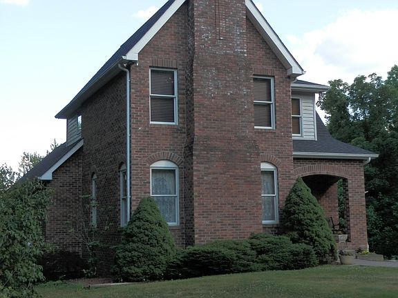 3rd image of 108 Cecil D Quillen Dr