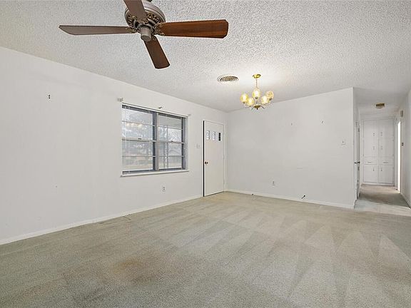 3rd image of 216 Shirley Dr