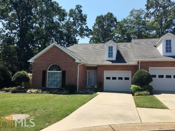 70 Somerset Ct, Hartwell, GA 30643