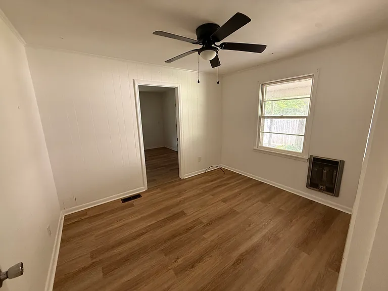163 Summar Dr — Photo 12
