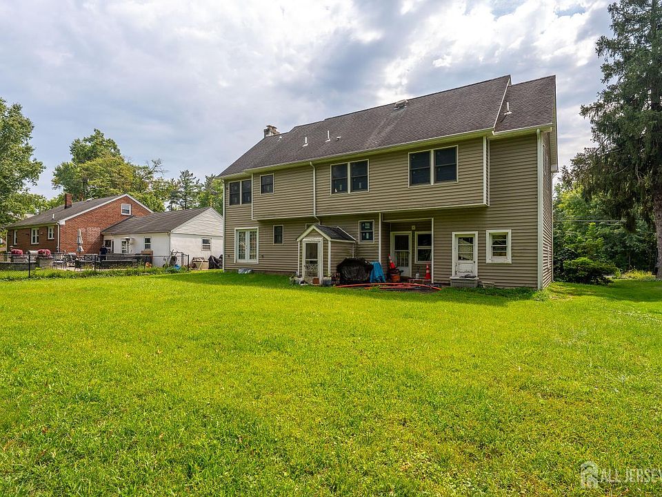 1st image of 731 Kline Pl