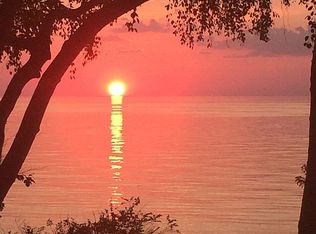 101 Sunset Island Rd, Wilson, NY 14172