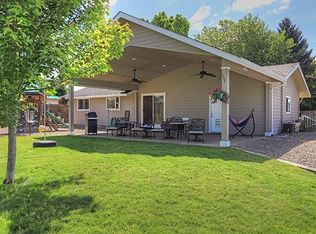 112 Diane Dr, Grants Pass, OR 97526