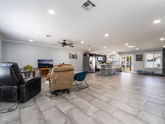 5th image of 3400 Sioux Way