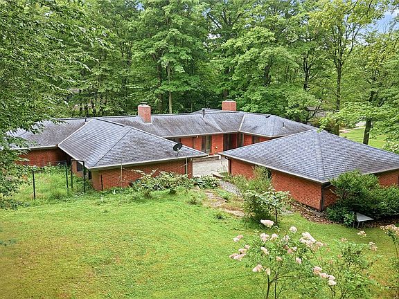 3rd image of 801 Koonce Rd