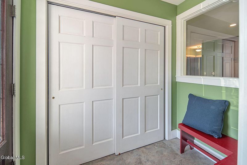 5th image of 65 Glenridge Road