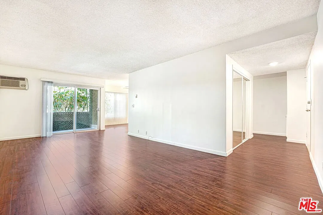 2 bed, 2.0 bath, 1200 sqft, $2,795 — Photo 1