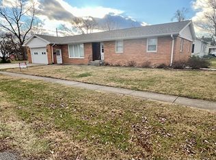 117 N Church St, Chatham, IL 62629